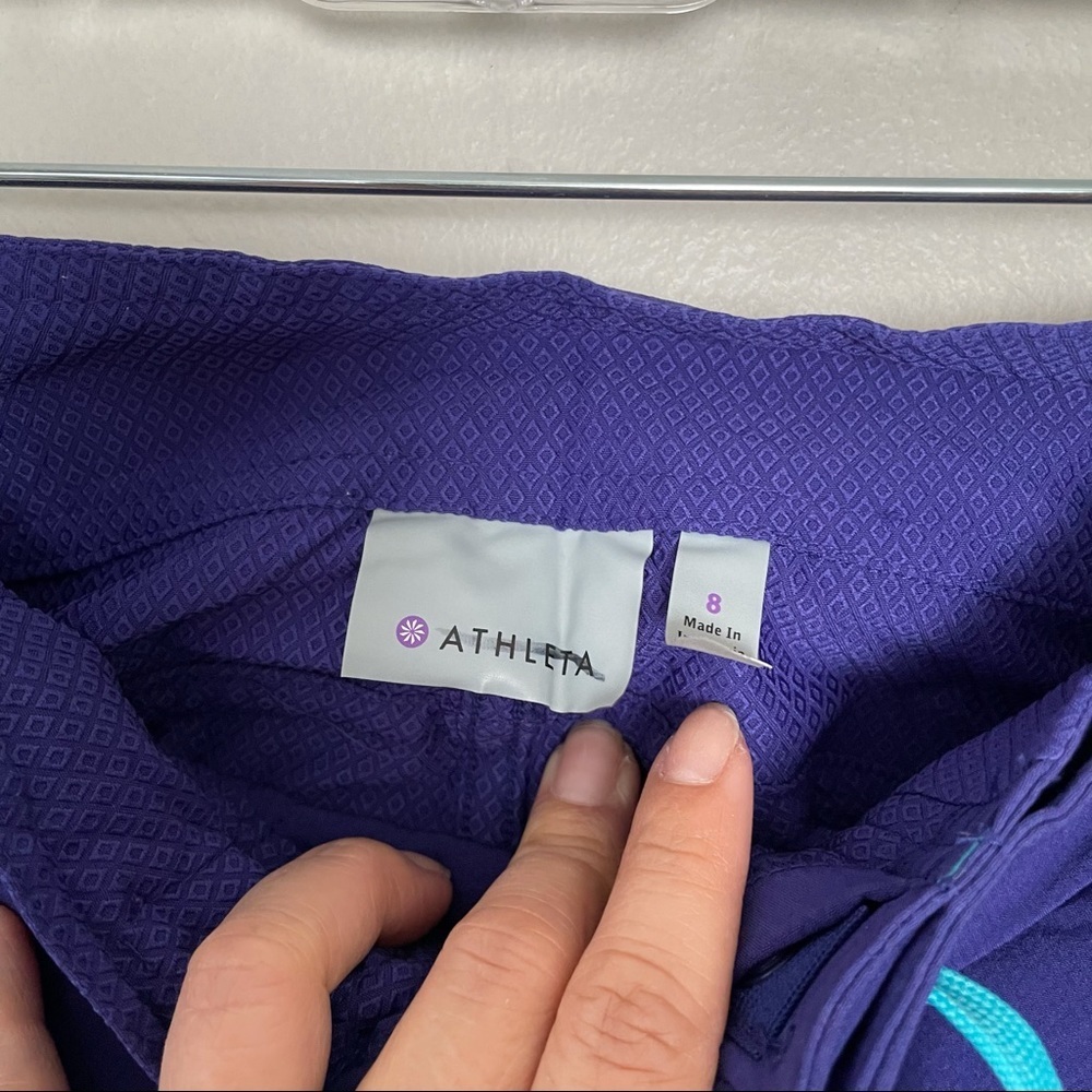 Athleta Clearwater shorts - Picture 5 of 7